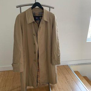 Burberrys men trench coat